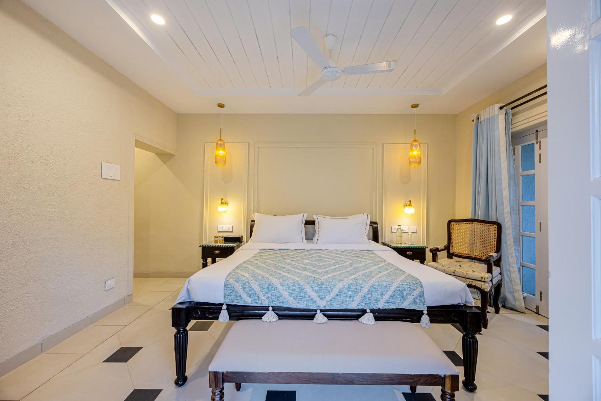 Elivaas 4 Bhk Villa Near Beach With Private Pool & Bar - Casa Boa Vida Candolim Exterior foto