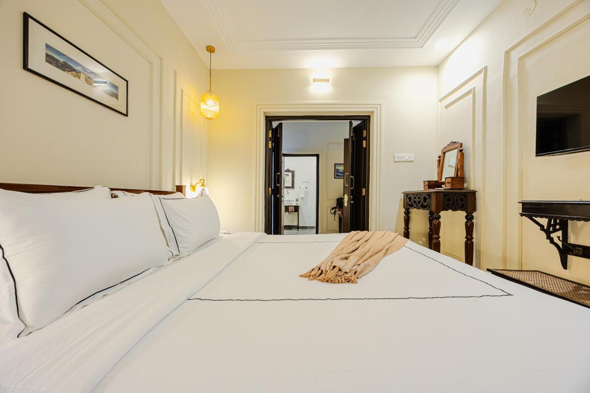 Elivaas 4 Bhk Villa Near Beach With Private Pool & Bar - Casa Boa Vida Candolim Exterior foto