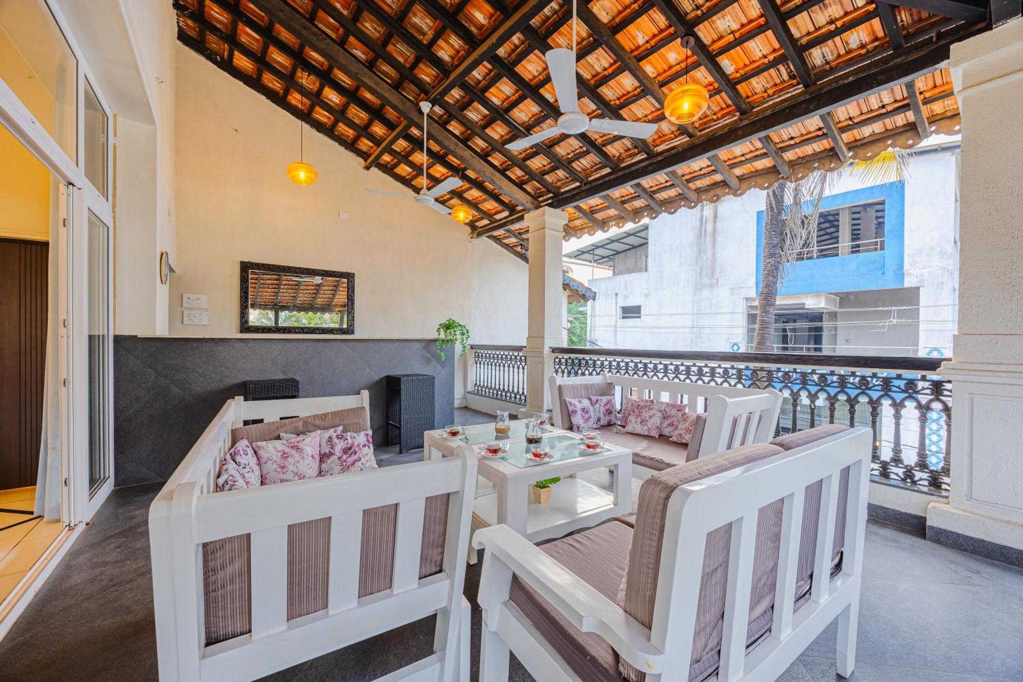 Elivaas 4 Bhk Villa Near Beach With Private Pool & Bar - Casa Boa Vida Candolim Exterior foto
